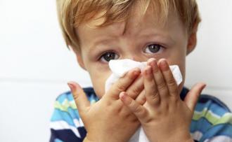 /Files/images/meditsina/kartnk/cropped-kid-blowing-nose-flk-730x450.jpg